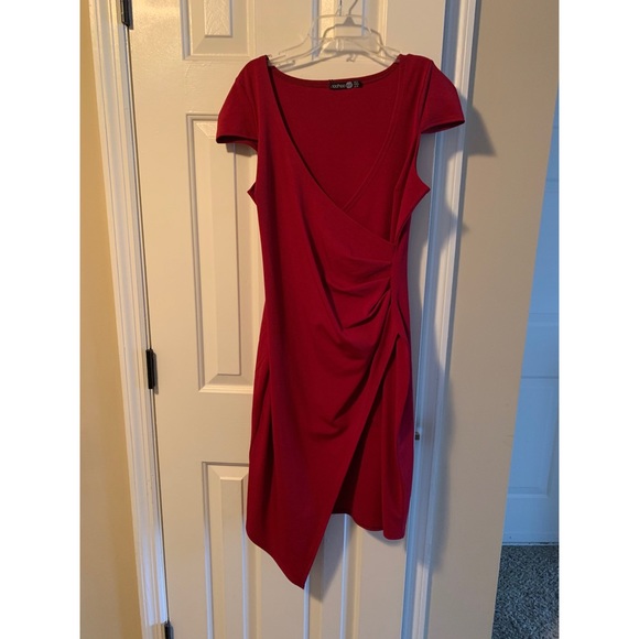 BooHoo red dress - Picture 2 of 4